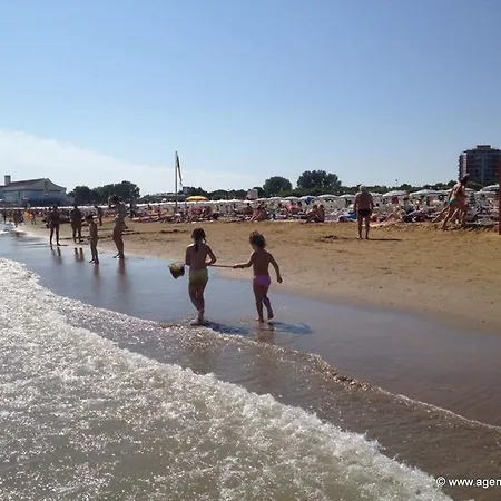 A Lignano Riviera With Air Conditioning *