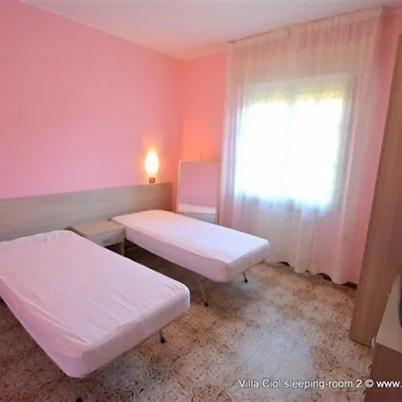 A Lignano Riviera With Air Conditioning * Lignano Sabbiadoro